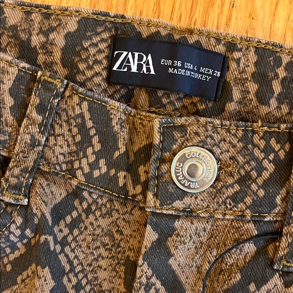 NWT Zara Brown & Black Python Snake Print Hi-Rise Skinny Jeans Size 4 Euro 36 - Picture 2 of 4
